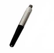 RHS-10壓電水聽(tīng)器顧名思義采用壓電原理，是一種能把水下聲信號(hào)轉(zhuǎn)換為電信號(hào)的換能裝置；陶瓷管在聲壓作用下形變，借助其壓電效應(yīng)，從而產(chǎn)生電信號(hào)輸出這樣的工作原理；頻率范圍較寬，可以用于200 kHz以下的聲空化等高頻測(cè)量，其帶前放型號(hào)為RHSA-10。